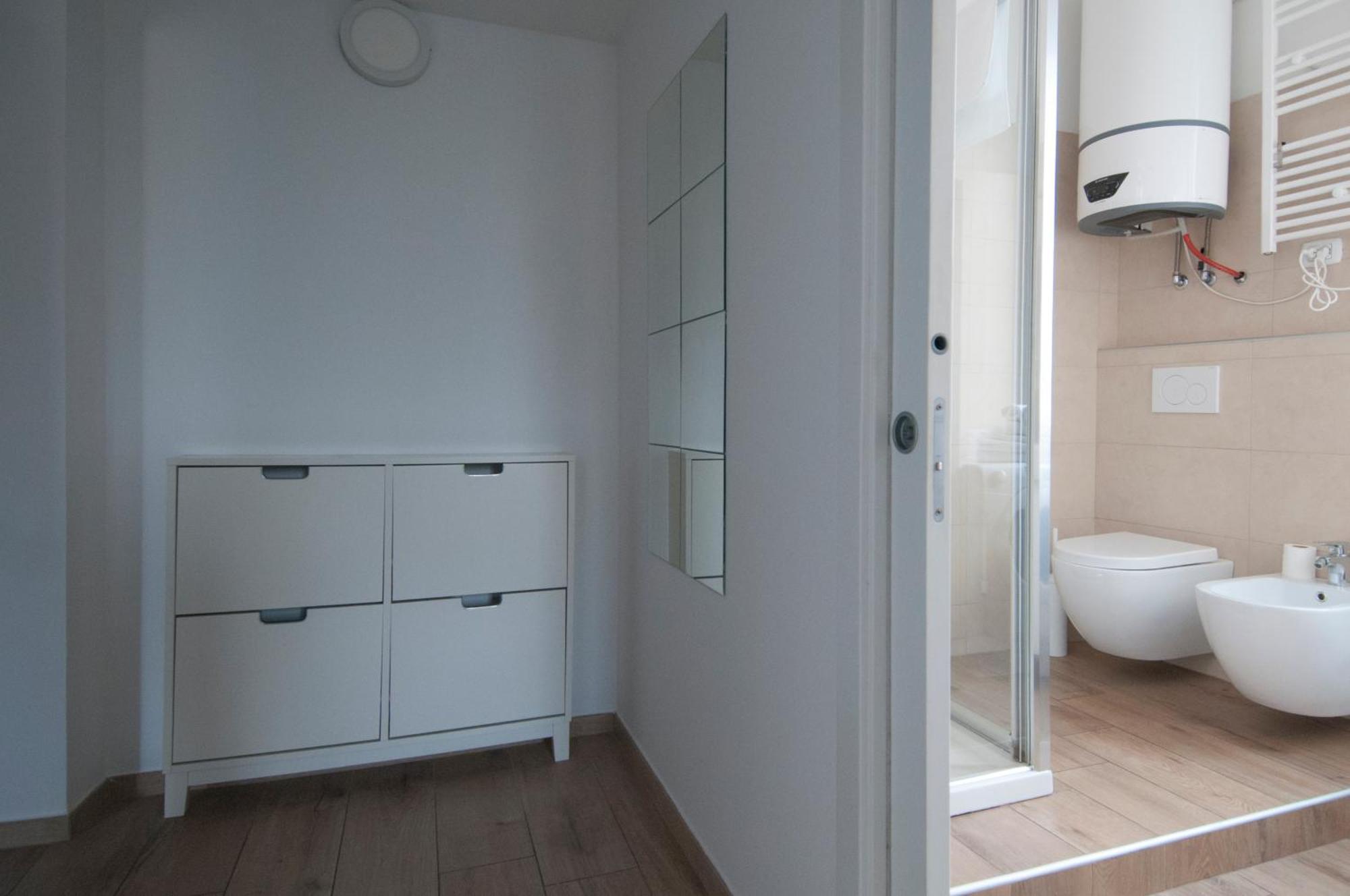 Blanco Apartment - Ambrogiohost Болоня Екстериор снимка