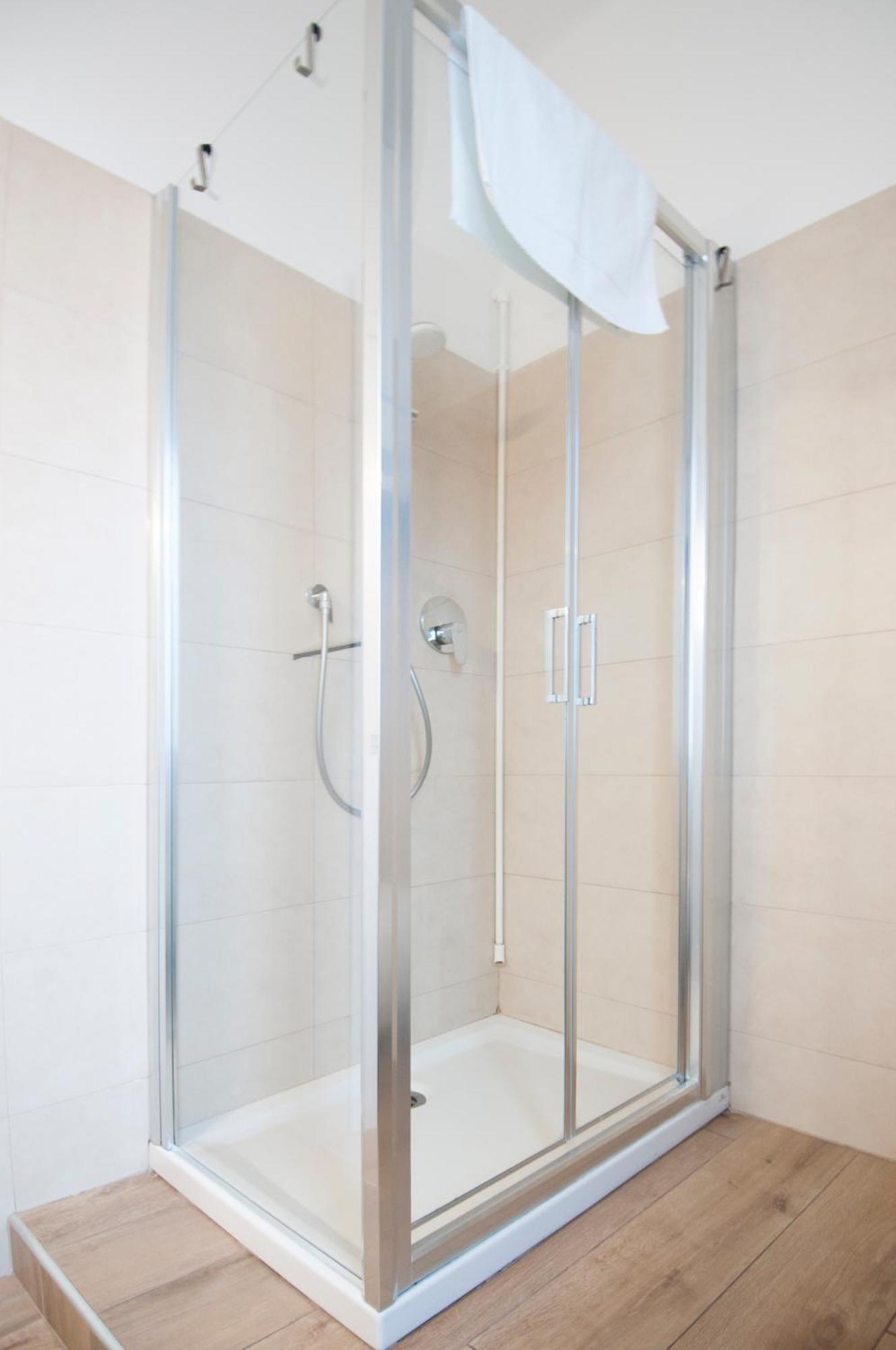 Blanco Apartment - Ambrogiohost Болоня Екстериор снимка